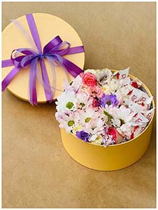 фото Хризантемы / Цветы с конфетами